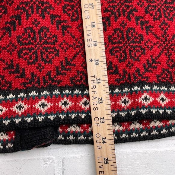 LL Bean Cardigan Women Small Regular Black Red Snowflake Merino Wool Latvia - Picture 11 of 12